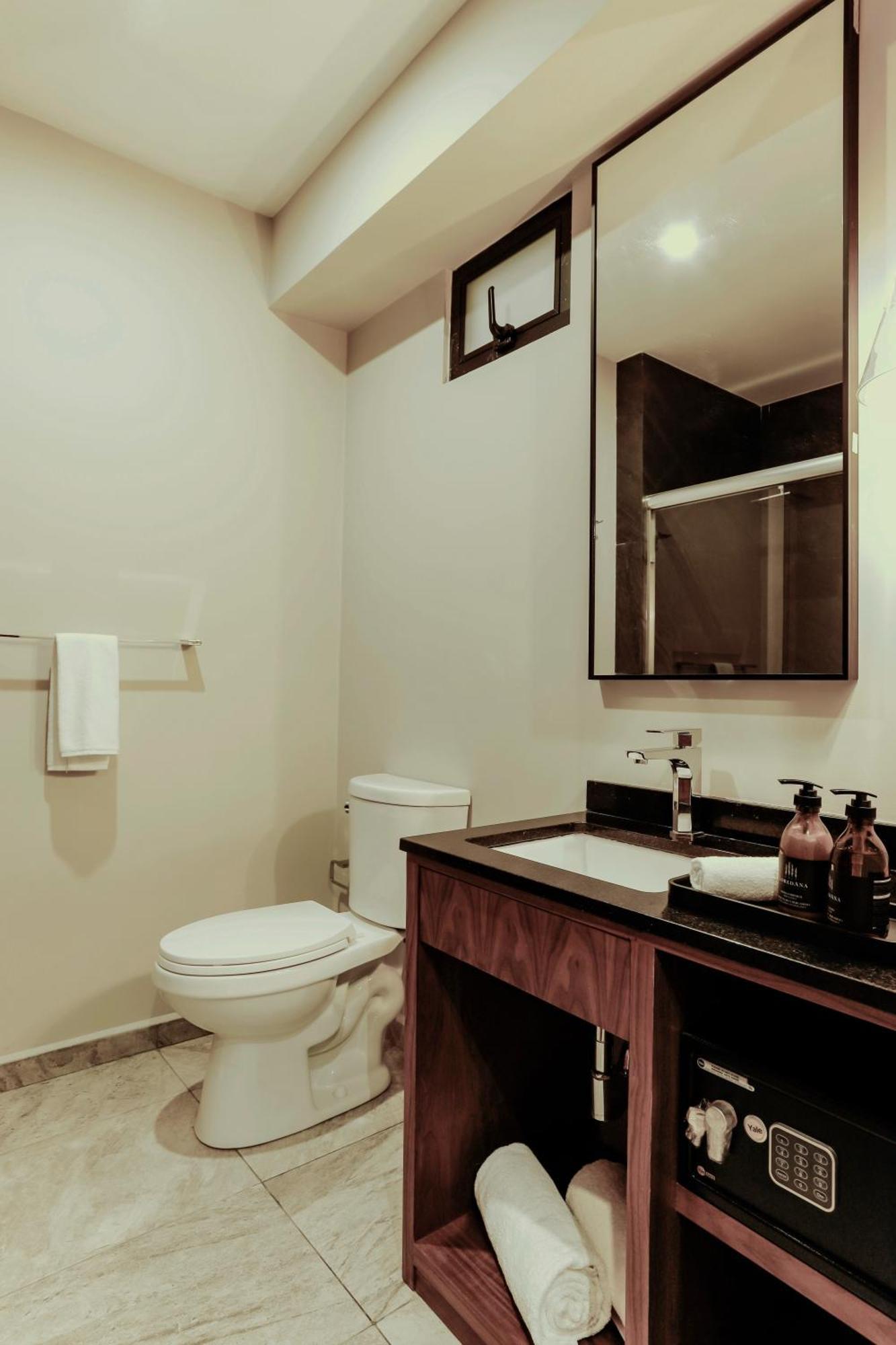 Reforma Capital Inn メキシコシティ エクステリア 写真